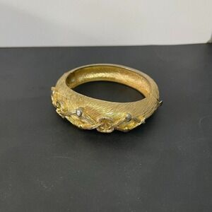 Diane Von Furstenberg Etruscan Hinged Cuff Bracelet DVF Vintage Gold Tone Chic